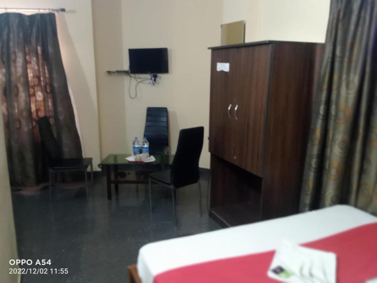 Skyline Lodge Siliguri Extérieur photo