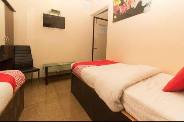 Skyline Lodge Siliguri Extérieur photo